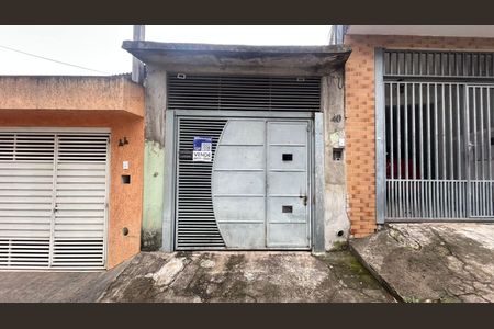 Casa à venda com 94m², 2 quartos e 1 vagaFachada