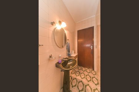 Casa à venda com 149m², 3 quartos e 2 vagas Casa à venda com 149m², 3 quartos e 2 vagasLavabo