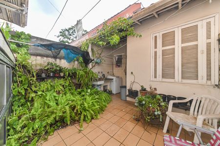 Casa à venda com 149m², 3 quartos e 2 vagas Casa à venda com 149m², 3 quartos e 2 vagasLavanderia - Quintal