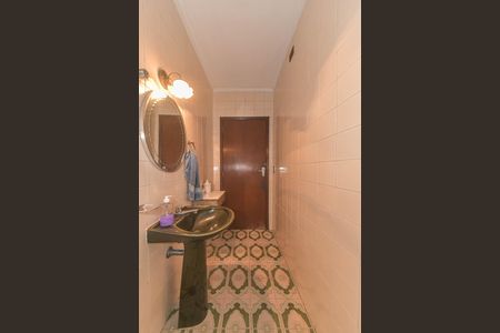 Casa à venda com 149m², 3 quartos e 2 vagas Casa à venda com 149m², 3 quartos e 2 vagasLavabo