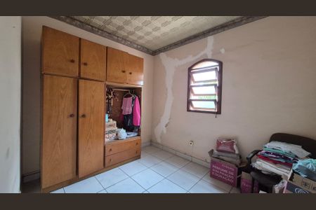 Casa para alugar com 120m², 2 quartos e 1 vagaQuarto