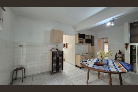 Casa para alugar com 120m², 2 quartos e 1 vagaCozinha