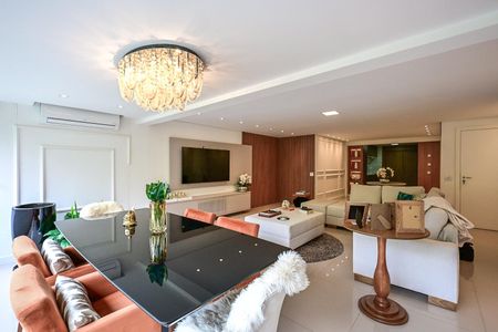 Sala de apartamento à venda com 3 quartos, 141m² em Paraíso do Morumbi, São Paulo