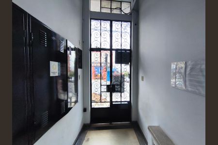 Apartamento à venda com 75m², 2 quartos e sem vagaEntrada