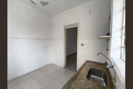 Apartamento à venda com 75m², 2 quartos e sem vagaCozinha