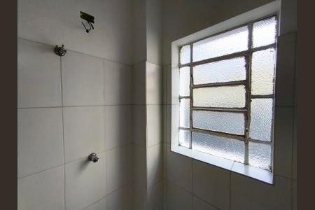 Apartamento à venda com 75m², 2 quartos e sem vagaBanheiro