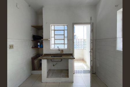 Apartamento à venda com 75m², 2 quartos e sem vagaCozinha