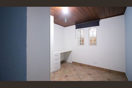 Casa à venda com 186m², 2 quartos e 2 vagas Casa à venda com 186m², 2 quartos e 2 vagasSuíte