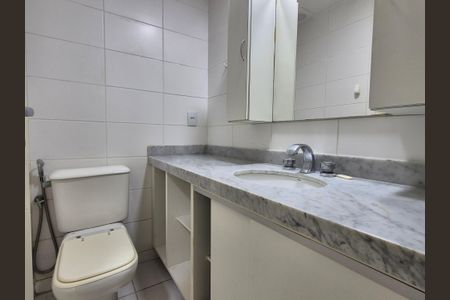 Apartamento à venda com 70m², 2 quartos e 1 vagaBanheiro 