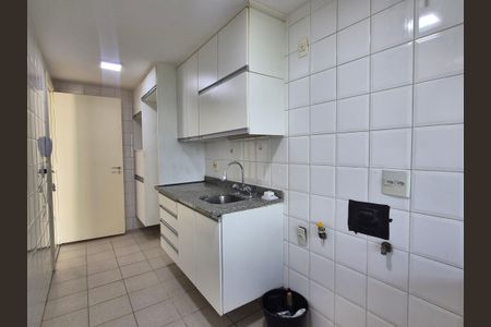 Apartamento à venda com 70m², 2 quartos e 1 vagaCozinha 