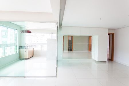 Apartamento à venda com 140m², 4 quartos e 3 vagasSala