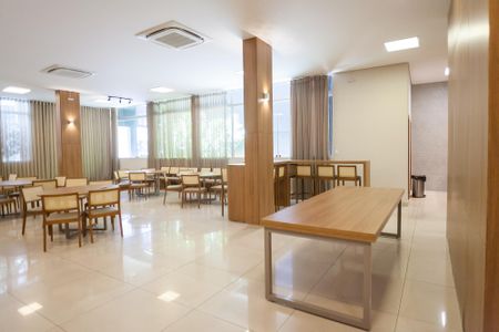 Apartamento à venda com 140m², 4 quartos e 3 vagasÁrea comum - Salão de festas