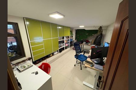 Casa à venda com 5 quartos, 353m² em Cursino, São Paulo