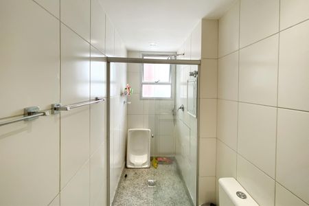 Apartamento à venda com 168m², 4 quartos e 3 vagasBanheiro