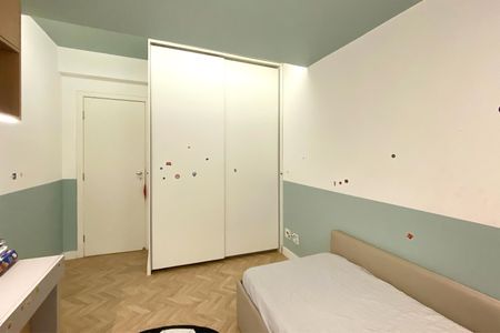 Apartamento à venda com 168m², 4 quartos e 3 vagasQuarto 3