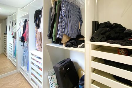 Apartamento à venda com 168m², 4 quartos e 3 vagasCloset da suíte 1