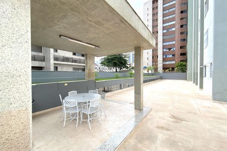 Apartamento à venda com 168m², 4 quartos e 3 vagasÁrea comum - Pátio