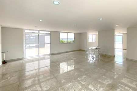 Apartamento à venda com 168m², 4 quartos e 3 vagasÁrea comum - Salão de festas