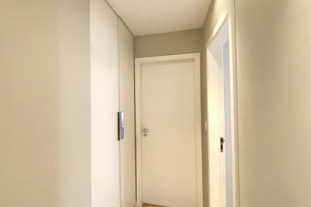 Apartamento à venda com 168m², 4 quartos e 3 vagasCorredor