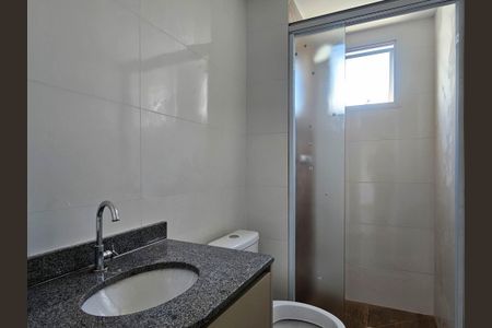 Apartamento para alugar com 41m², 2 quartos e sem vagaBanheiro