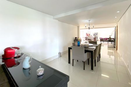 Apartamento à venda com 383m², 4 quartos e 4 vagasSala de Jantar