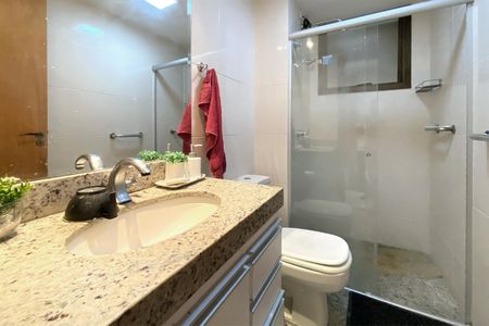 Apartamento à venda com 383m², 4 quartos e 4 vagasBanheiro