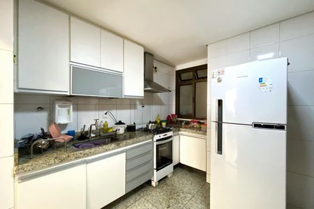Apartamento à venda com 383m², 4 quartos e 4 vagasCozinha