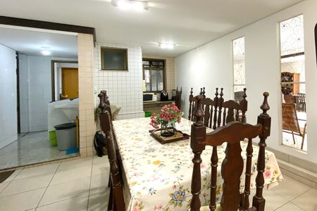 Apartamento à venda com 383m², 4 quartos e 4 vagasCopa