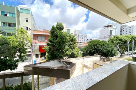 Apartamento à venda com 383m², 4 quartos e 4 vagasVaranda da Suite 1