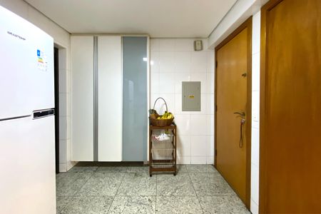 Apartamento à venda com 383m², 4 quartos e 4 vagasCozinha