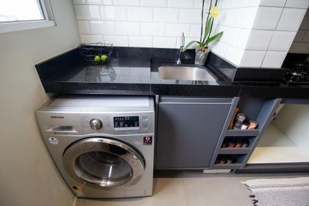 Apartamento para alugar com 48m², 2 quartos e 1 vaga Apartamento para alugar com 48m², 2 quartos e 1 vagaÁrea de Serviço