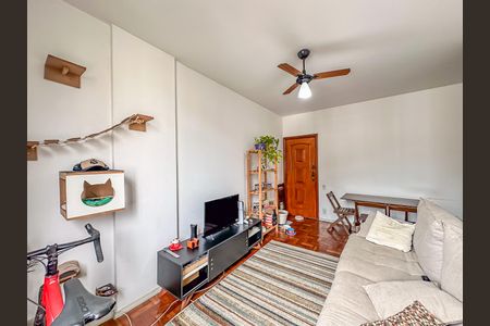 Apartamento à venda com 80m², 2 quartos e 1 vaga Apartamento à venda com 80m², 2 quartos e 1 vagaSala