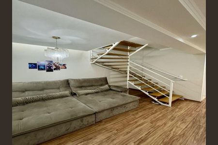 Casa de condomínio à venda com 83m², 3 quartos e 2 vagas