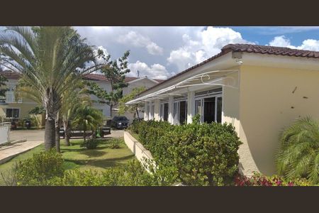 Casa de condomínio à venda com 83m², 3 quartos e 2 vagas