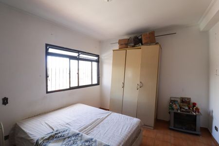 Casa à venda com 135m², 3 quartos e 2 vagasSuíte
