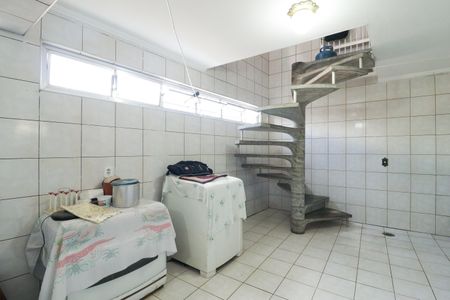 Casa à venda com 135m², 3 quartos e 2 vagasÁrea de Serviço e Banheiro Serviço