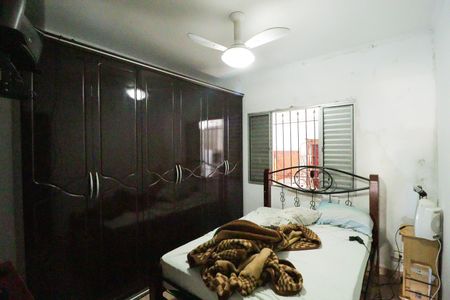 Casa à venda com 135m², 3 quartos e 2 vagasQuarto 2