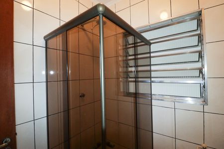 Casa à venda com 135m², 3 quartos e 2 vagasBanheiro Social