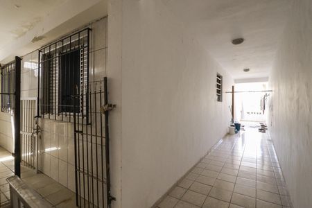 Casa à venda com 135m², 3 quartos e 2 vagasCorredor