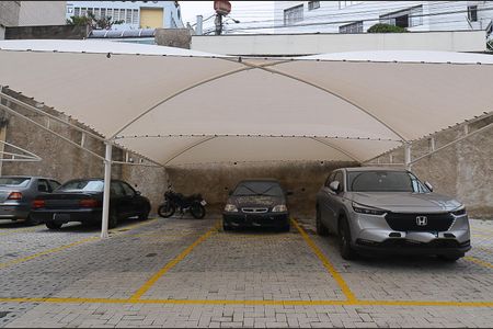 Apartamento à venda com 70m², 3 quartos e 1 vaga Apartamento à venda com 70m², 3 quartos e 1 vagaGaragem