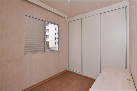 Apartamento à venda com 70m², 3 quartos e 1 vaga Apartamento à venda com 70m², 3 quartos e 1 vagaQuarto 2