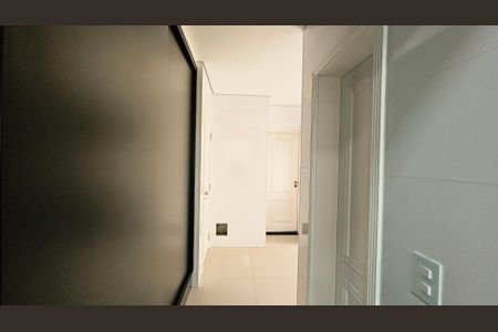 Casa de condomínio à venda com 641m², 3 quartos e 6 vagasÁrea de Serviço