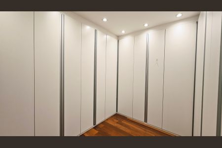 Casa de condomínio à venda com 641m², 3 quartos e 6 vagasSuíte 3