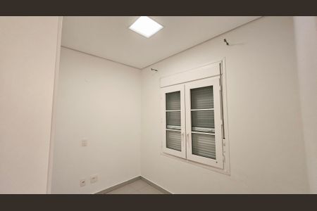 Casa de condomínio à venda com 641m², 3 quartos e 6 vagasQuarto de Serviço