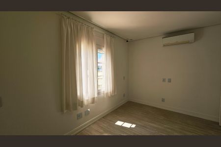 Casa de condomínio à venda com 641m², 3 quartos e 6 vagasSuíte 2