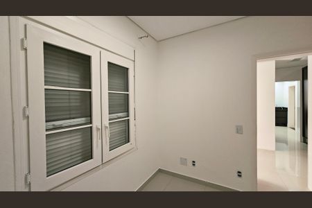 Casa de condomínio à venda com 641m², 3 quartos e 6 vagasQuarto de Serviço