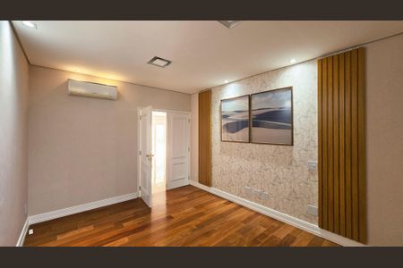 Casa de condomínio à venda com 641m², 3 quartos e 6 vagasQuarto 1