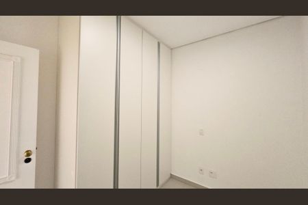 Casa de condomínio à venda com 641m², 3 quartos e 6 vagasQuarto de Serviço