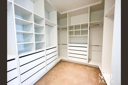 Casa de Condomínio à venda com 3 quartos, 331m² em Cidade Santos Dumont, Jundiaí