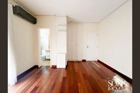 Casa de Condomínio à venda com 3 quartos, 331m² em Cidade Santos Dumont, Jundiaí